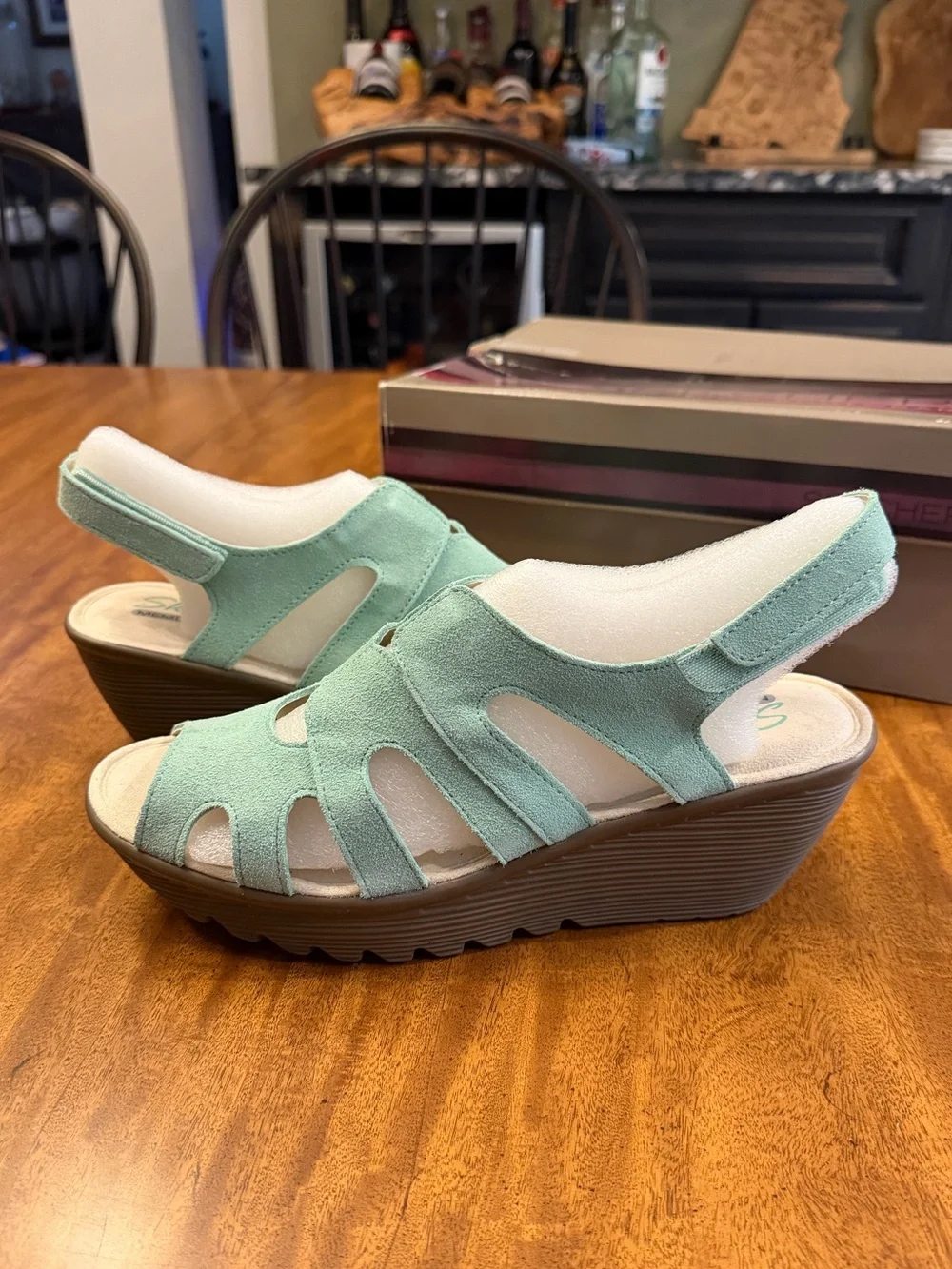 SKECHERS women’s Parallel Stylin Suede Wedge Mint Green Sandals